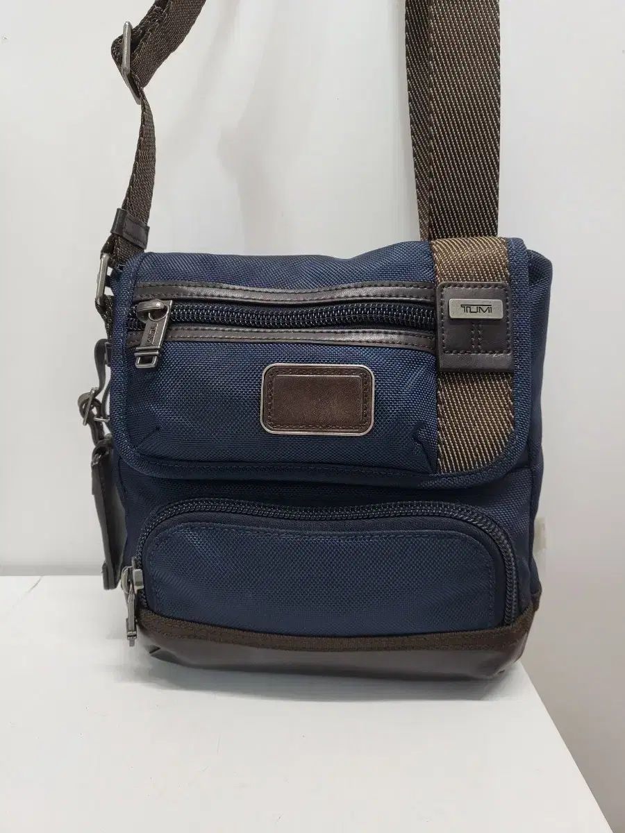 トゥミクロスバック shop取引では対象外