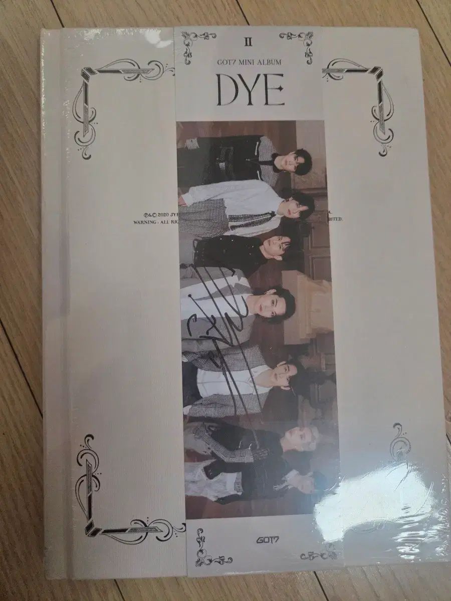 SF9 ロウン BEST サイン入りアルバム SF9 サイン入り アルバム 未開封 - メルカリ