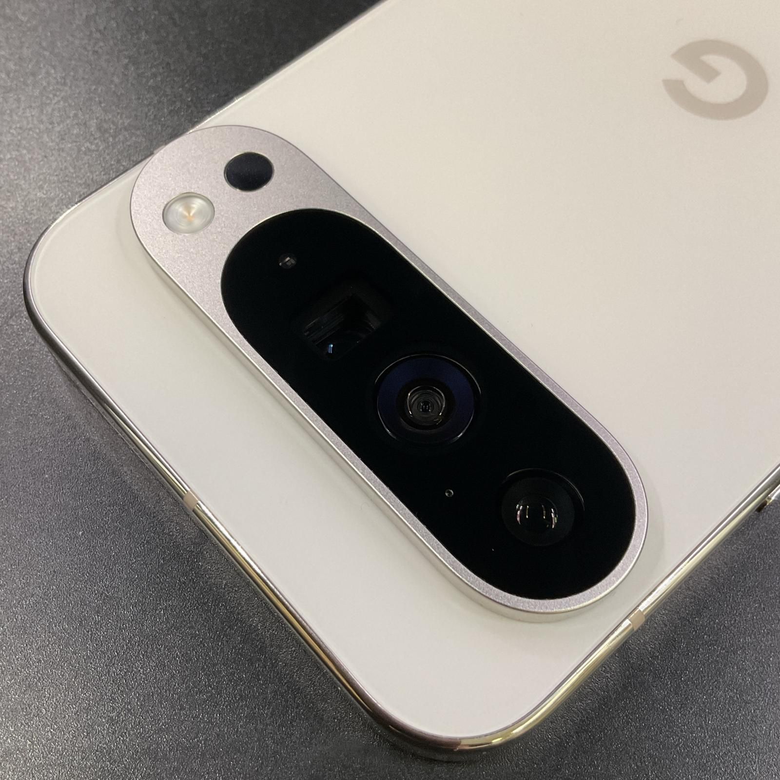 Google Pixel 9 Pro XL 256GB Porcelain au GQ57S 白ロム 美品 動作