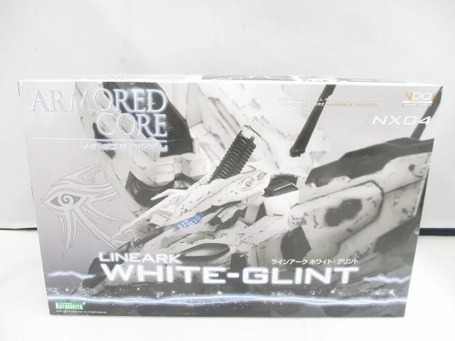 未組立 プラモデル コトブキヤ アーマードコア ARMORED CORE ヴァリアブルインフィニティ ラインアーク ホワイト グリント