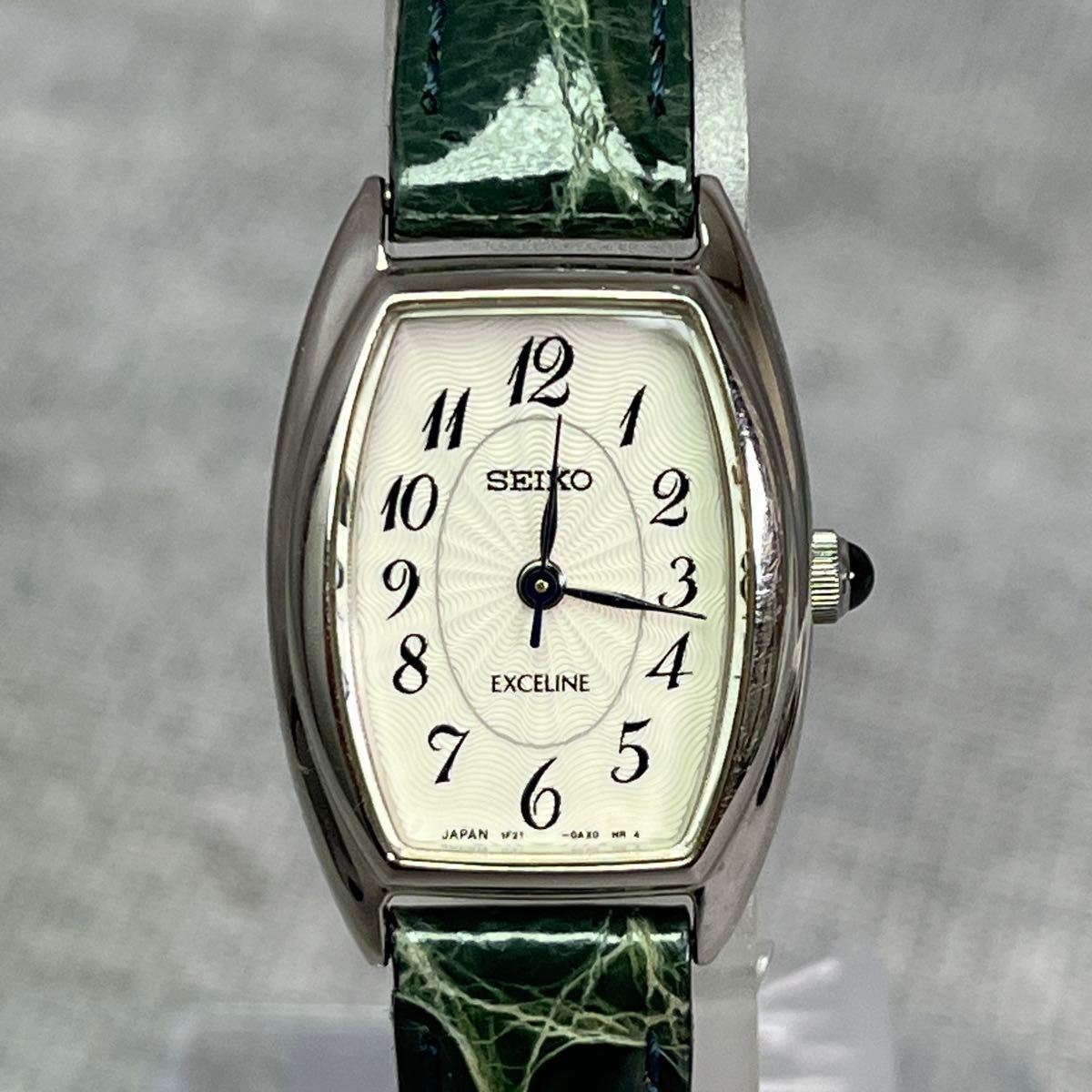 SEIKO セイコー エクセリーヌ SWDB 063 レディース 腕時計 トノー クオーツ