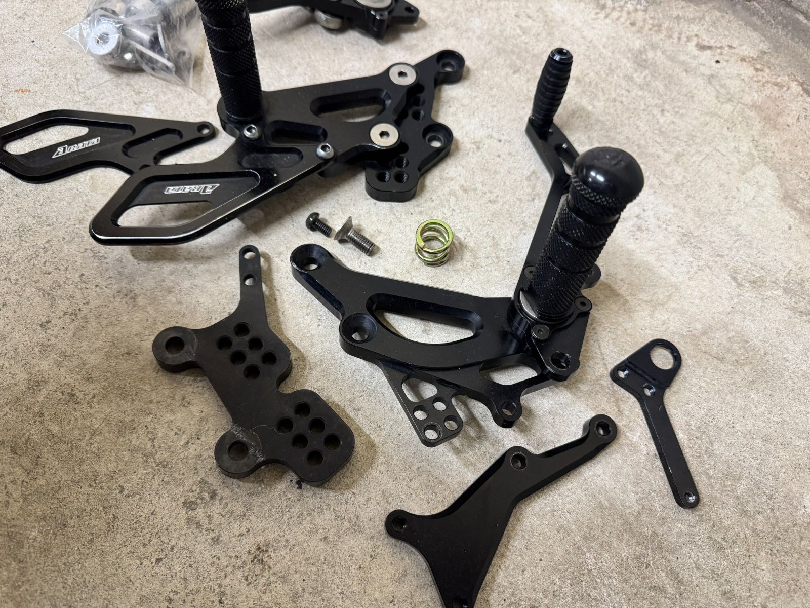 37 バックステップ