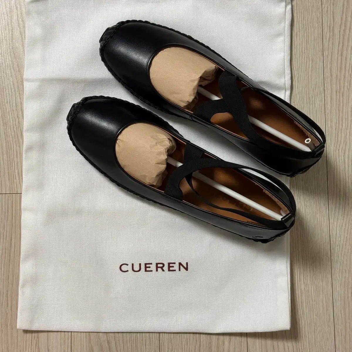 CUEREN Valencia 16 バレリーナ シューズ ブラック 245