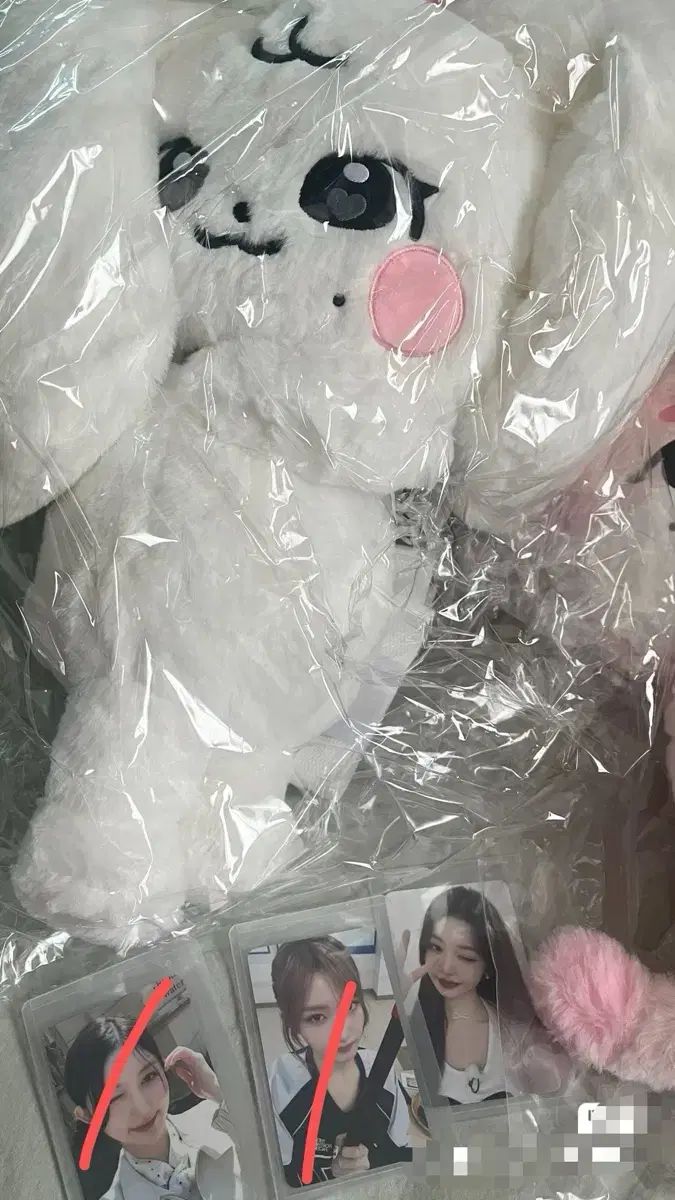 ぬいぐるみ+トレカ MINIVE(ミニヴ) さくらんぼ ハグバッグ ぬいぐるみ+トレカ MINIVE(ミニヴ) さくらんぼ ハグバッグ