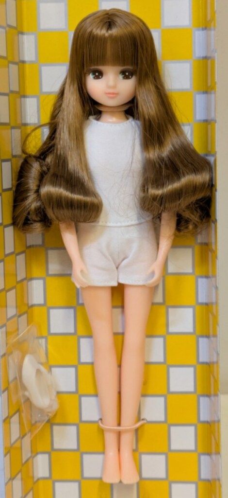 リトルファクトリー リカちゃんキャッスル 第3弾カントリーモデルリカちゃん 茶髪 ラウンド前髪裾カール 11841