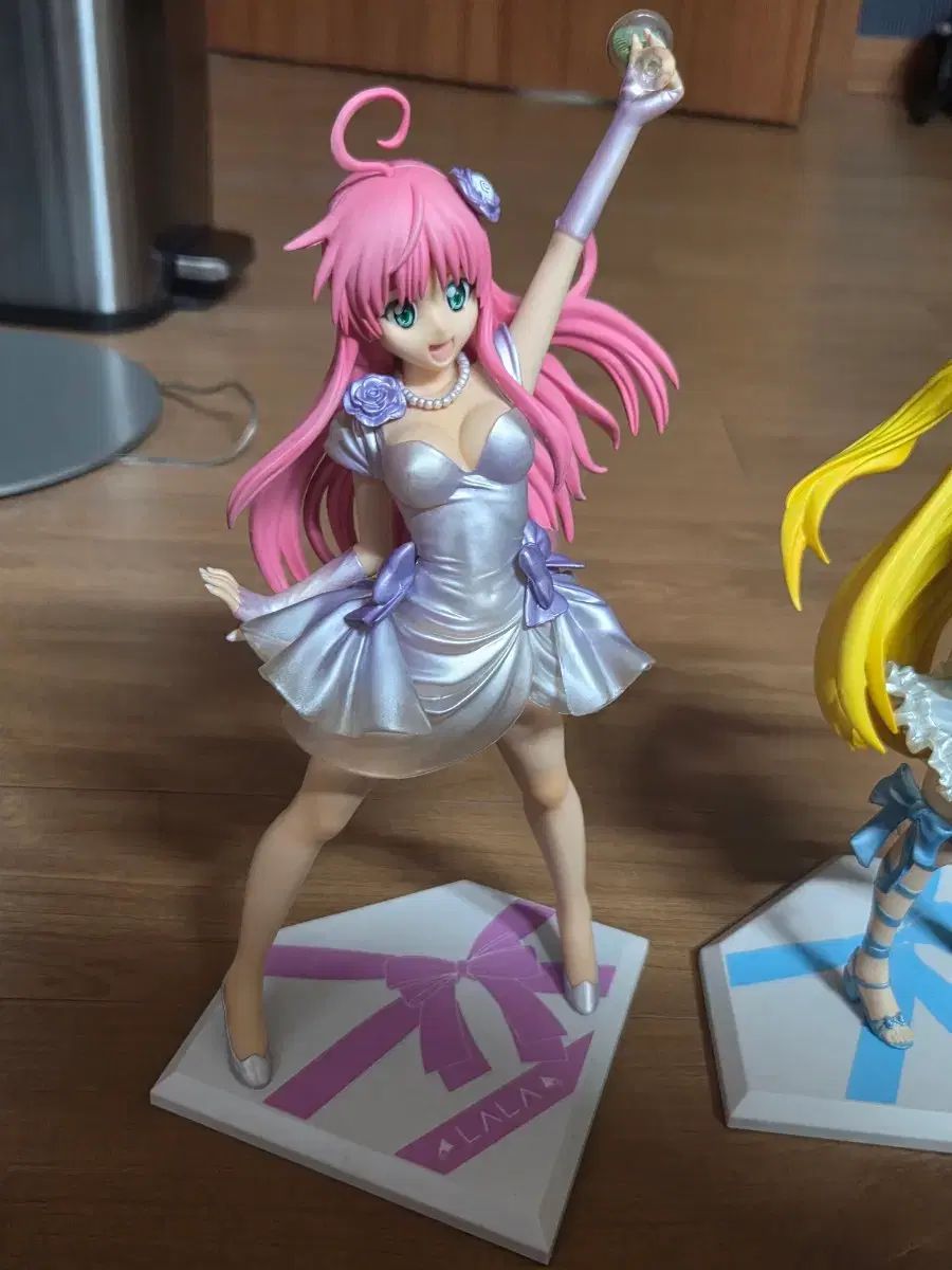 トゥラブトゥトラブル サイレンジ はるな HARUNA 大里 春菜 コンノジノヤミ ララ サタリン フィギュア