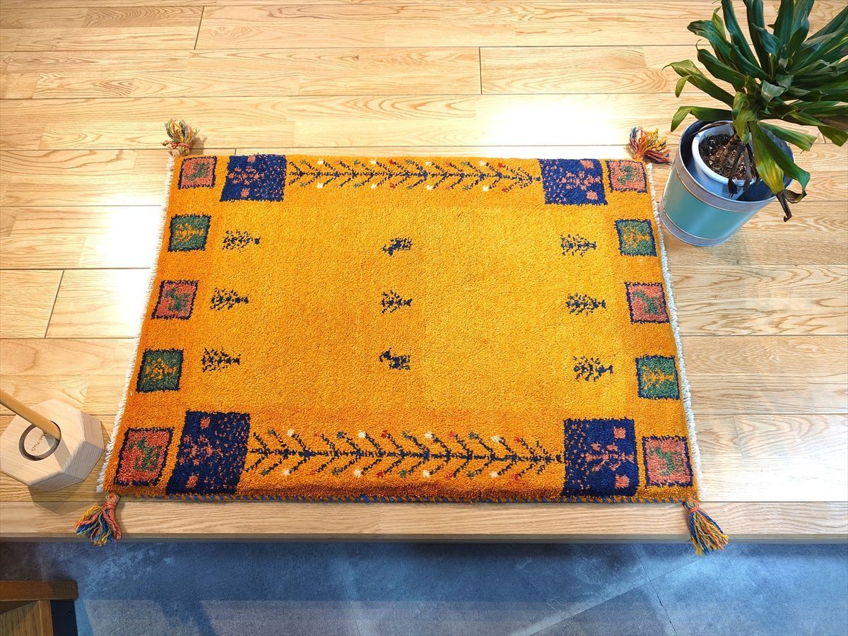 ペルシャ ギャッベ 玄関マット 88x62cm 黄金色 生命の木 RJ7397 - メルカリ