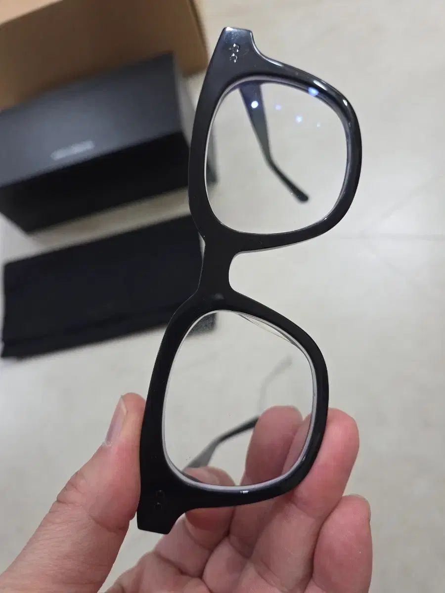  GENTLE MONSTER ジェントルモンスター サウスサイド サングラス 小物