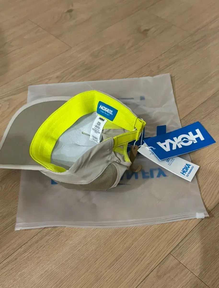 ホカ オネオネ ラン ハット オイスター マッシュルーム