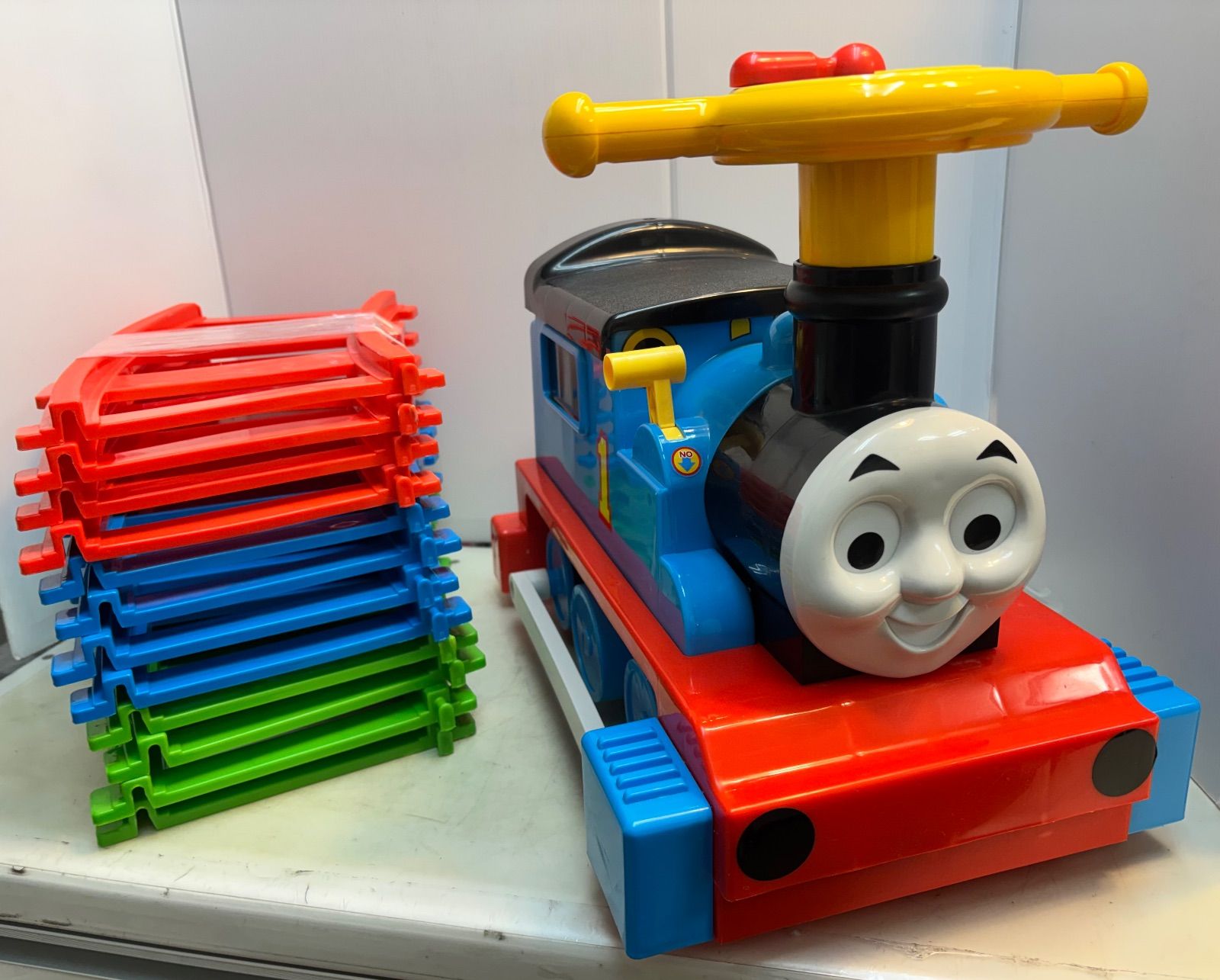 きかんしゃトーマス 電車 充電式 室内乗り物