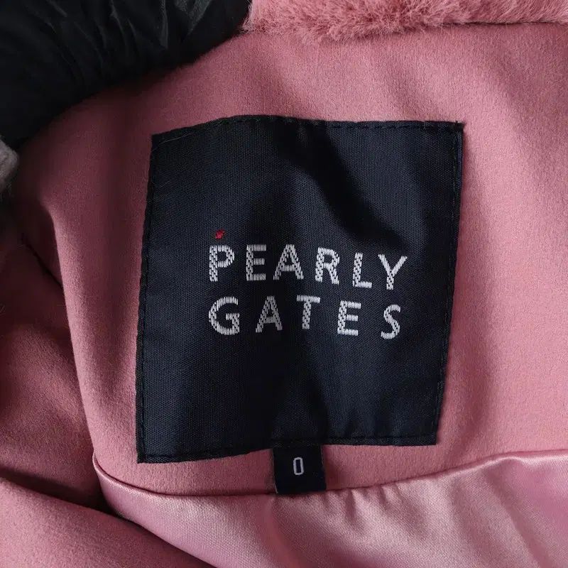 パーリーゲイツ ポンポン ファー ベスト/0サイズ/AAAJCO2012 - メルカリ