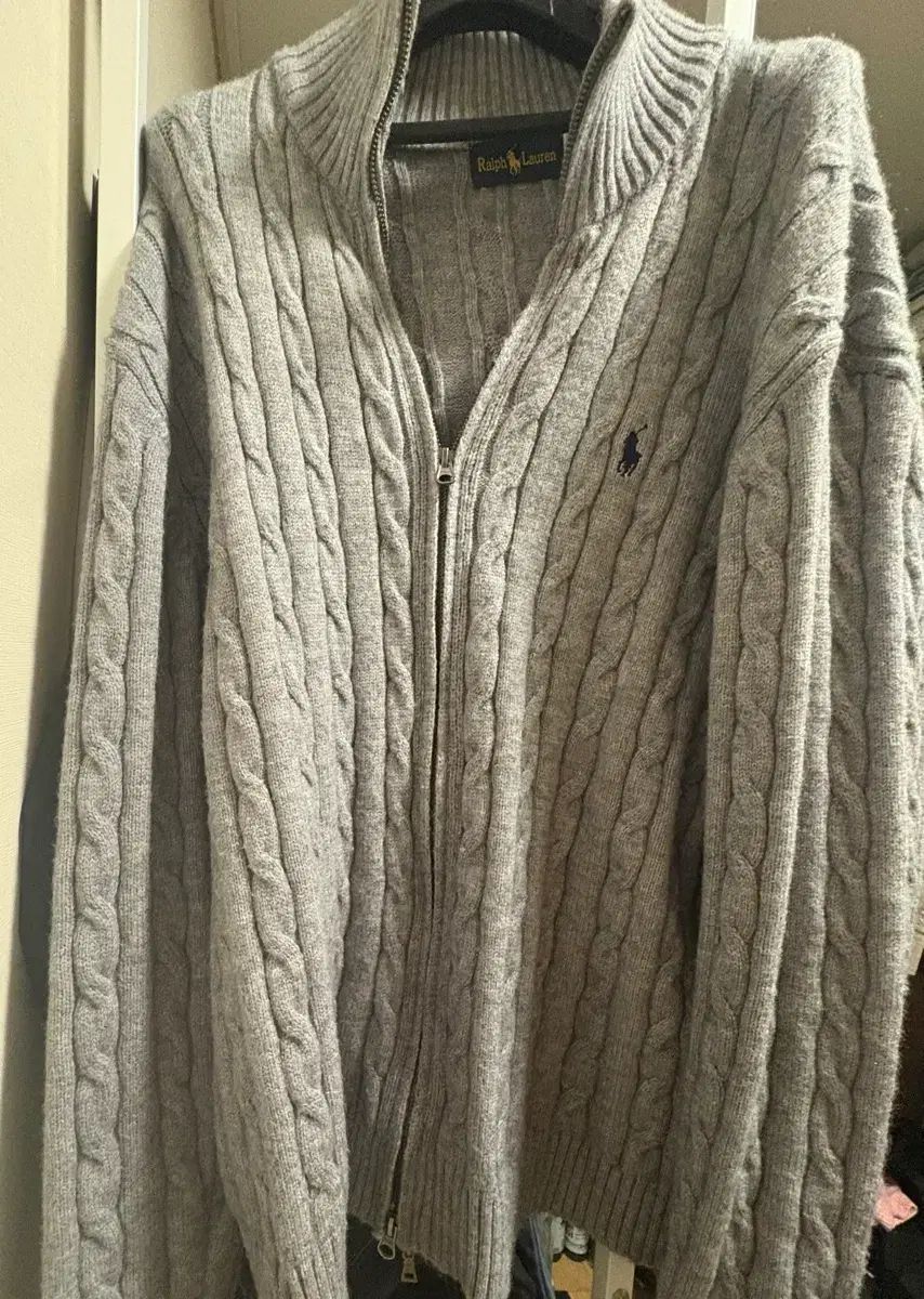 ポロ ケーブル編み ハーフジップアップニット