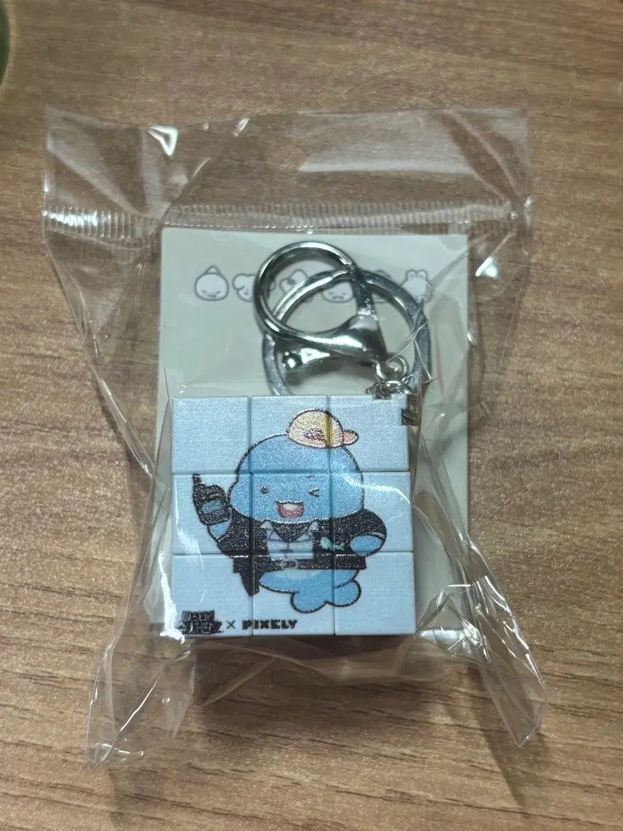 ピクセルリー キャラクター キューブ キーホルダー ミステリー調査班 展示会