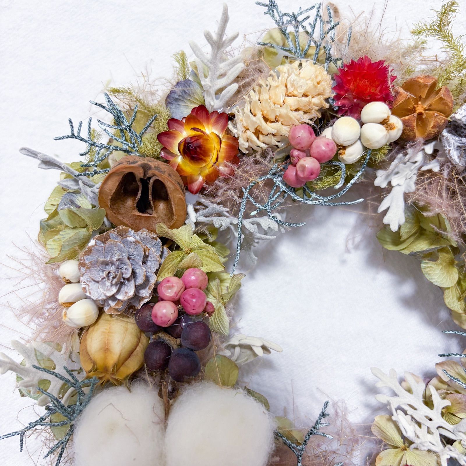 ドライフラワーリース 18cm｜冬・クリスマス｜木の実・綿花＊花材