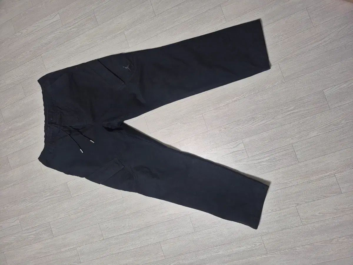 ジョーダン シカゴ カーゴ ズボン ほぼ