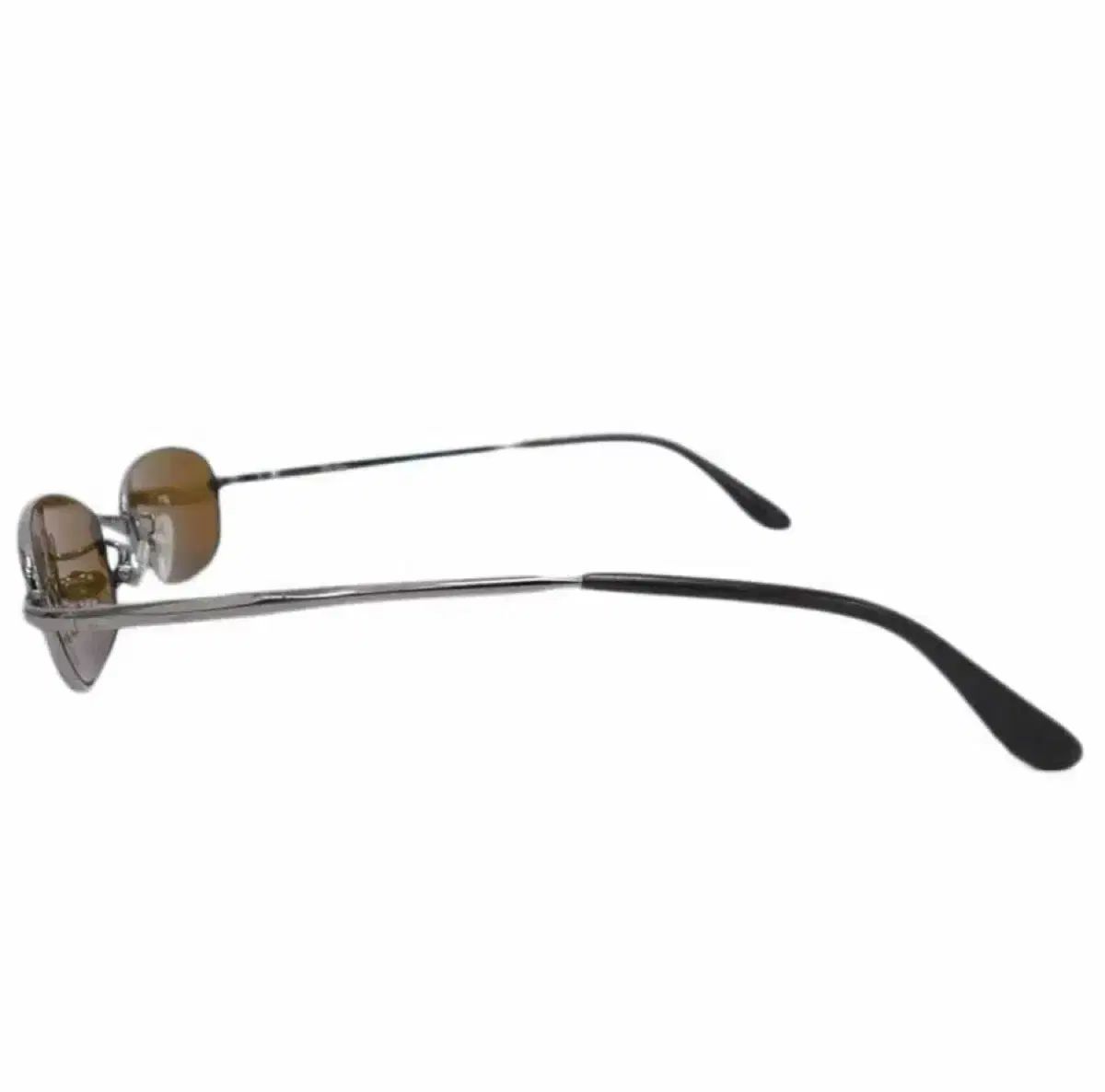 ブラウン レンズ