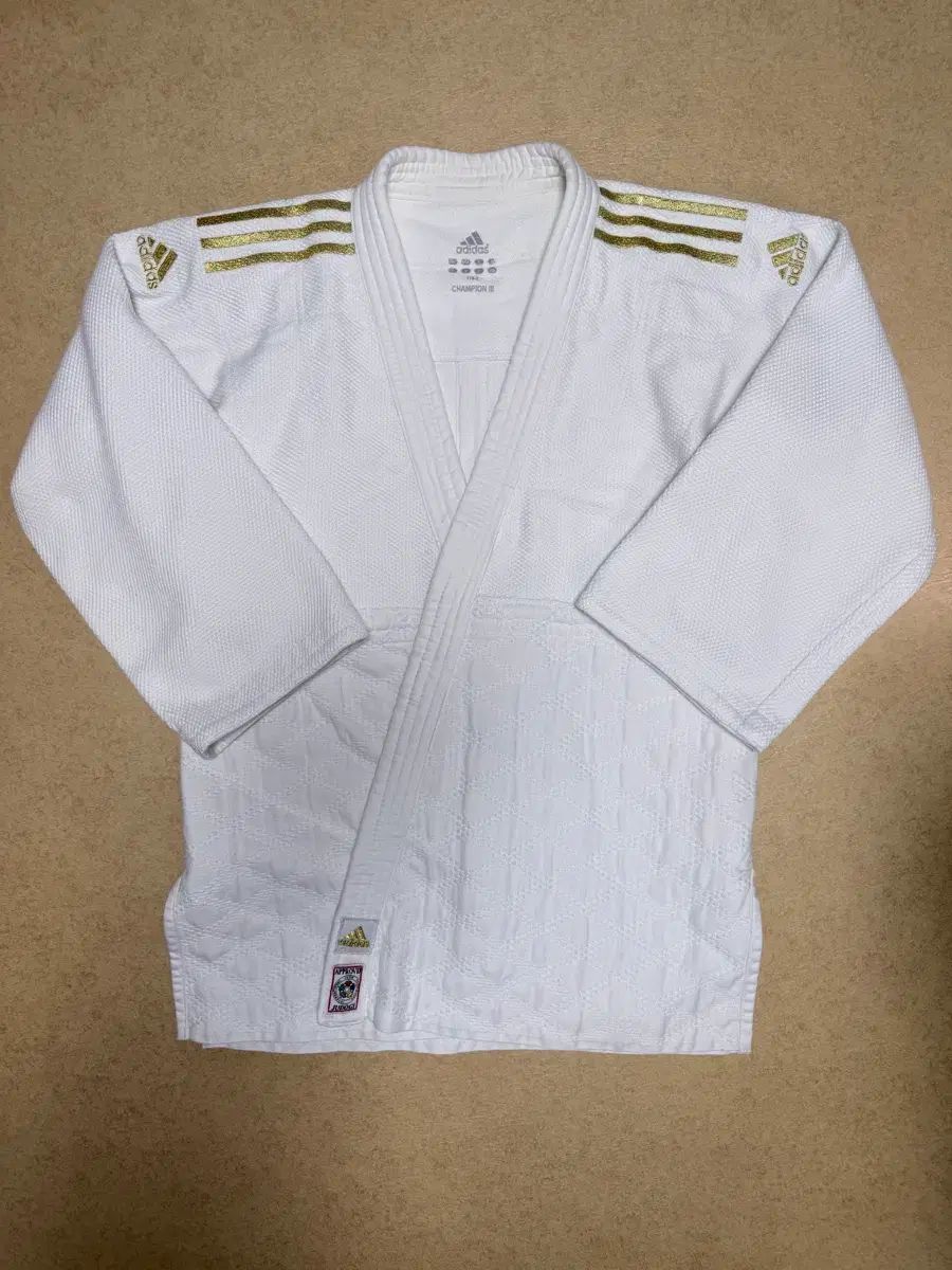 アディダス チャンピオン3 ゴールド 柔道着 170