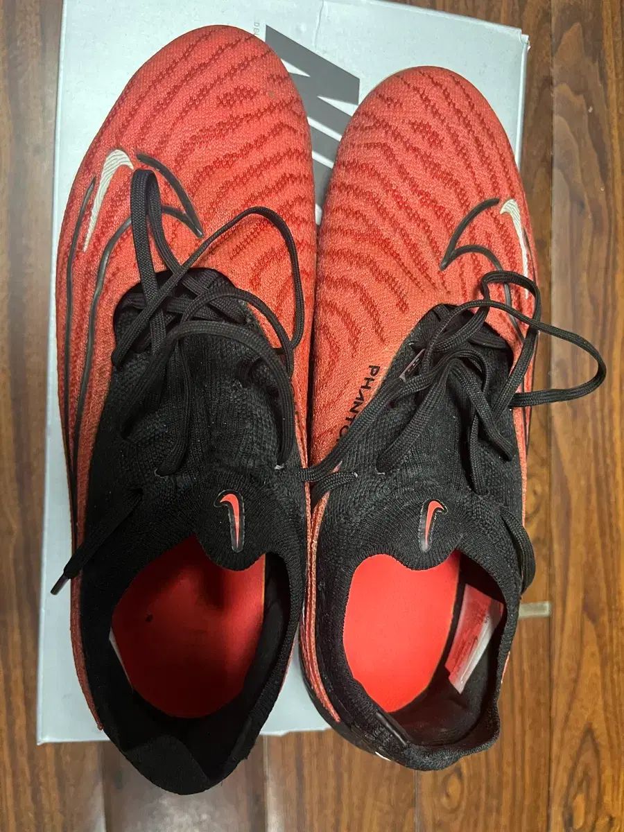 NIKE ナイキ FANTOM ファントム GX サッカーシューズ 赤色