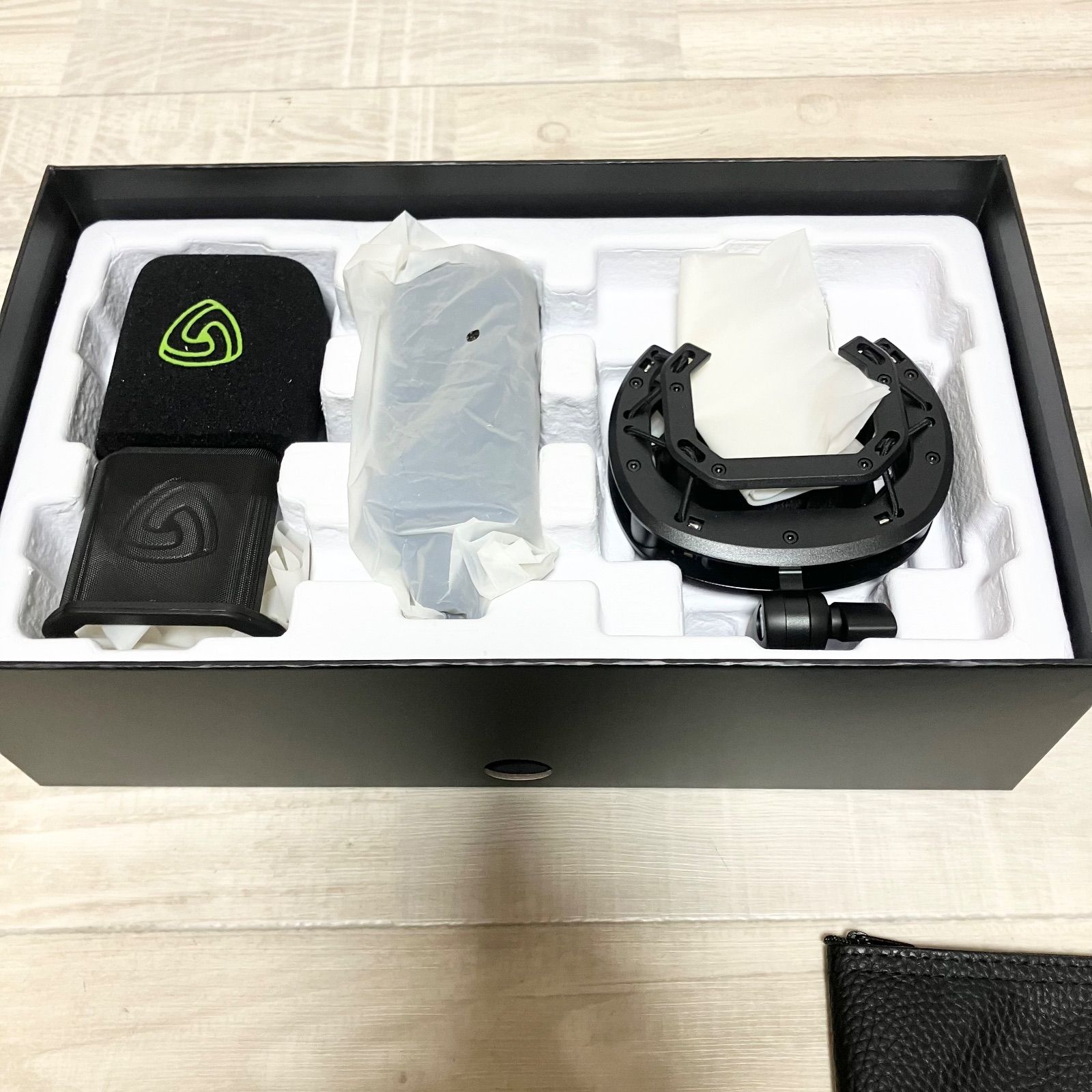 コンデンサーマイクロフォン