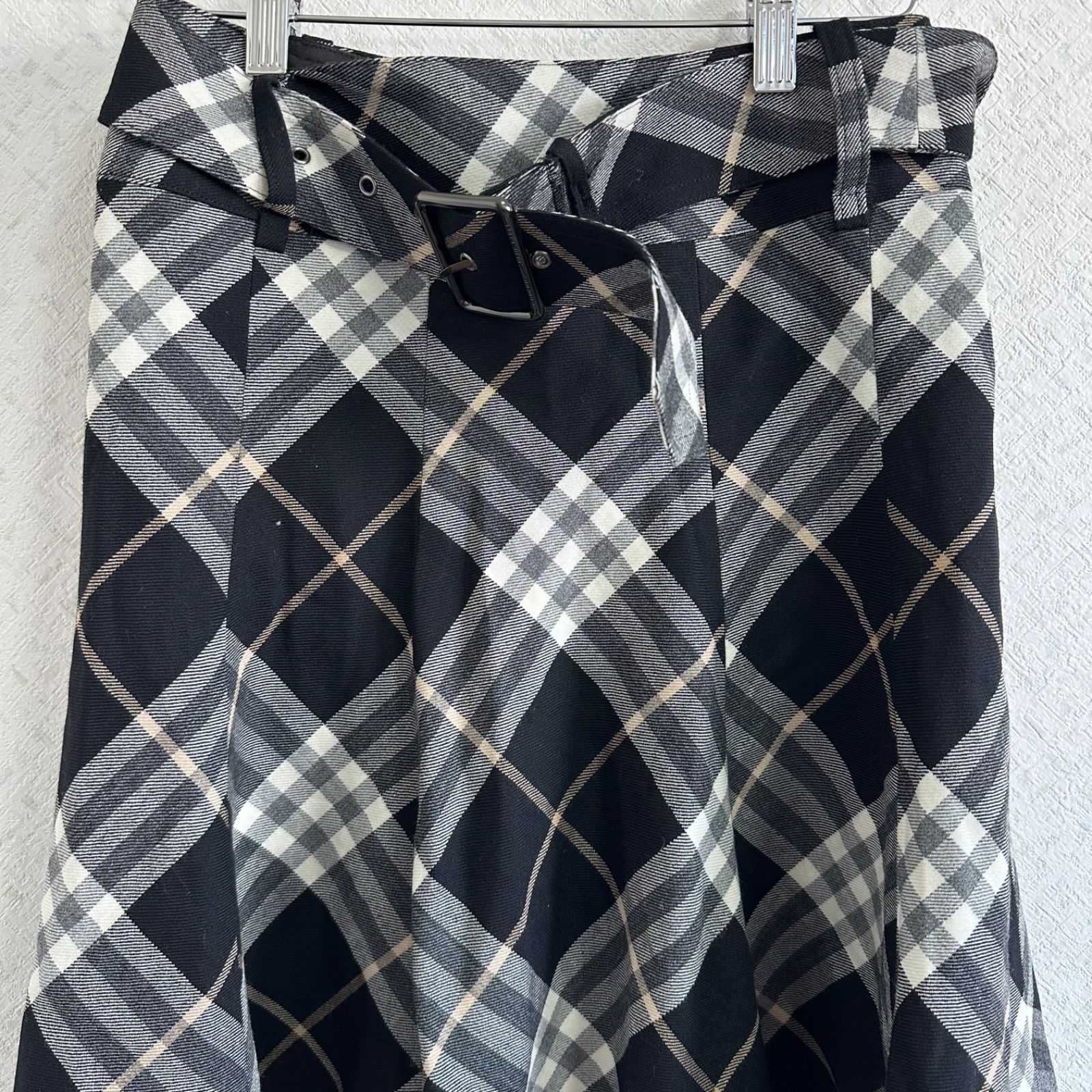 【新品未使用タグ付き】BURBERRY LONDON シルクのスカート 2025年最新】Yahoo!オークション -バーバリー スカートの中古品・新品