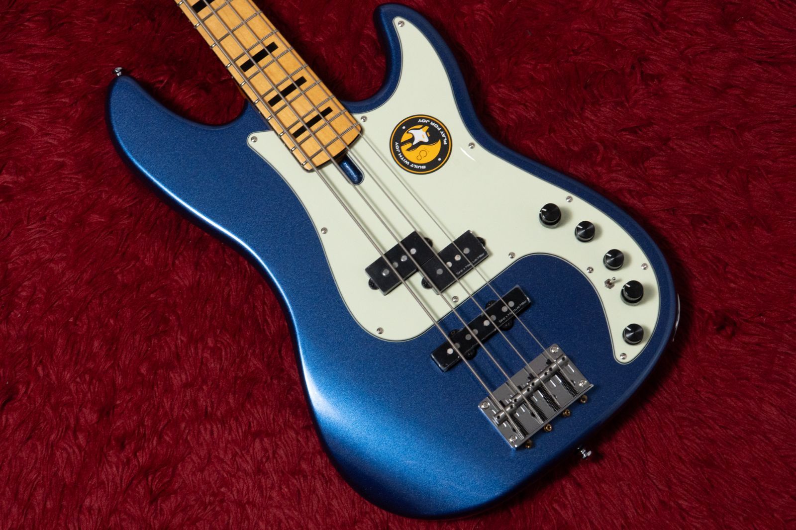 Sire P 7 Alder 4 D Navy 070 kg GIB横浜