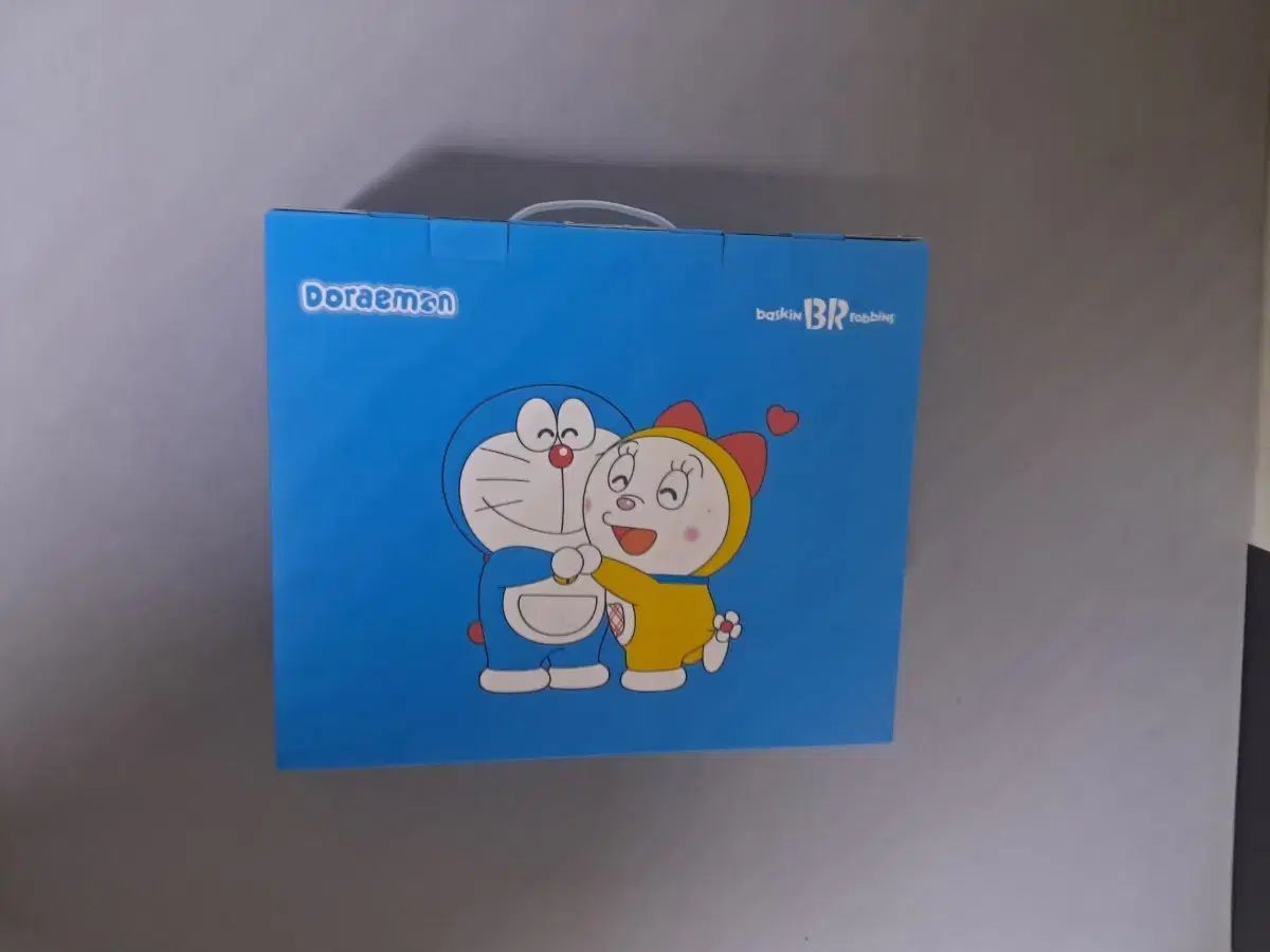 モデル ベスキンラビンス ドラえもん コラボ キャリー