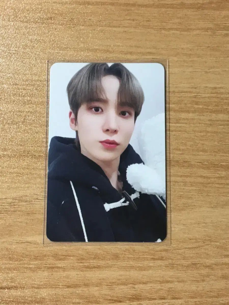 ATEEZ（エイティーズ・アチズ） ユンホ MAKESTAR（メクス） 未公開トレカ