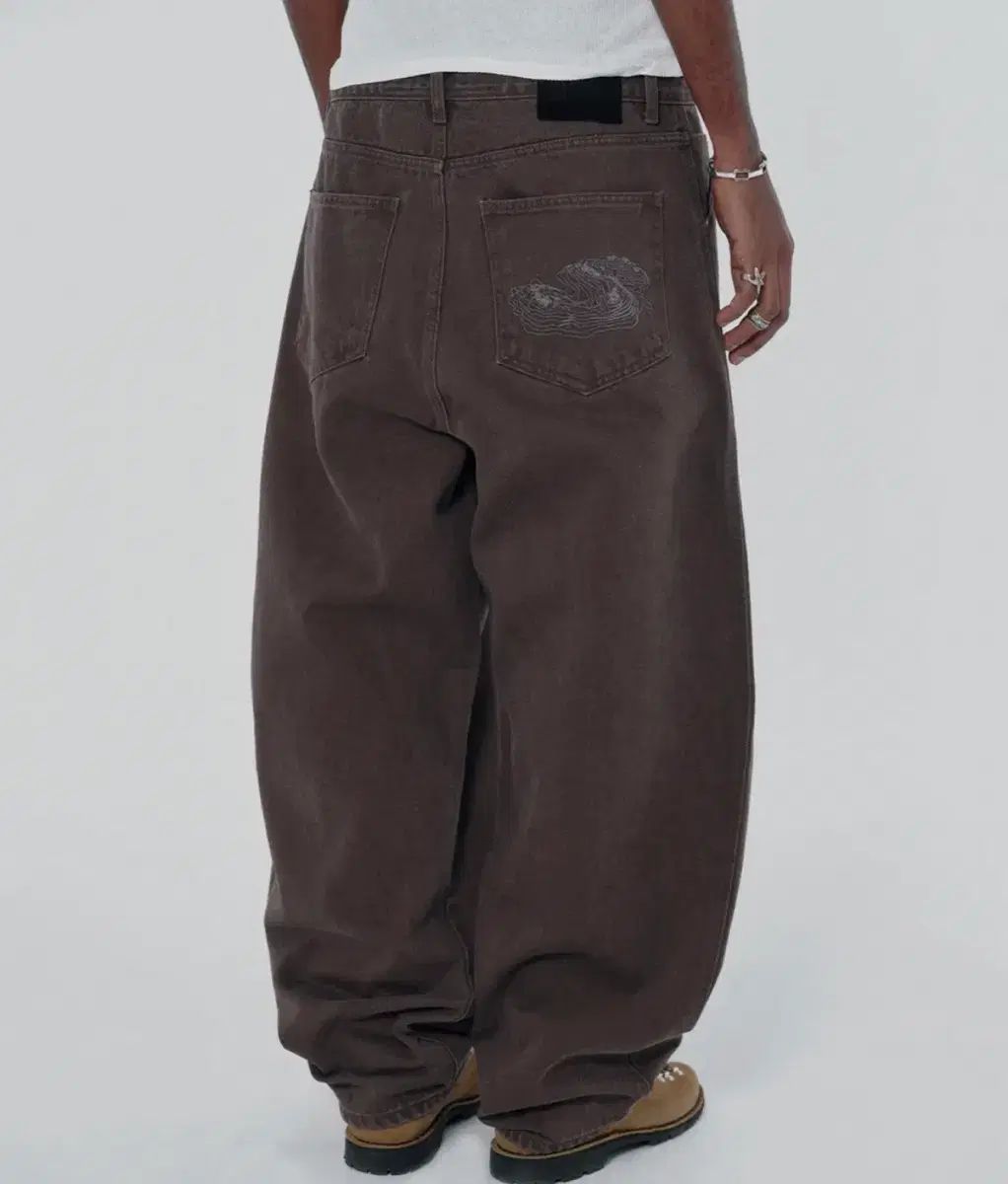 スウェード CONTOUR POCKET DENIM BROWN S