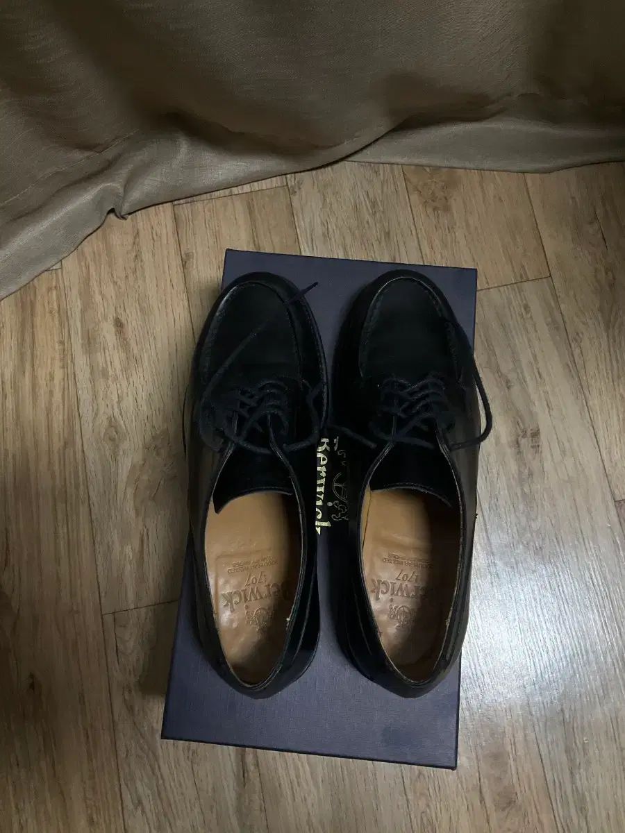 Berwick バーウィック 5538 6 1 2 サイズ 255