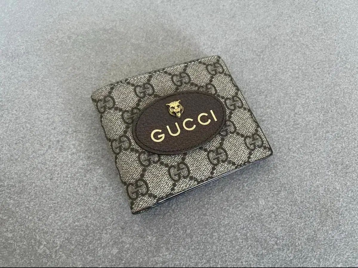 GUCCI グッチ NEO₍ネオ ヴィンテージ Supreme シュプリーム GG リング 二つ折り財布
