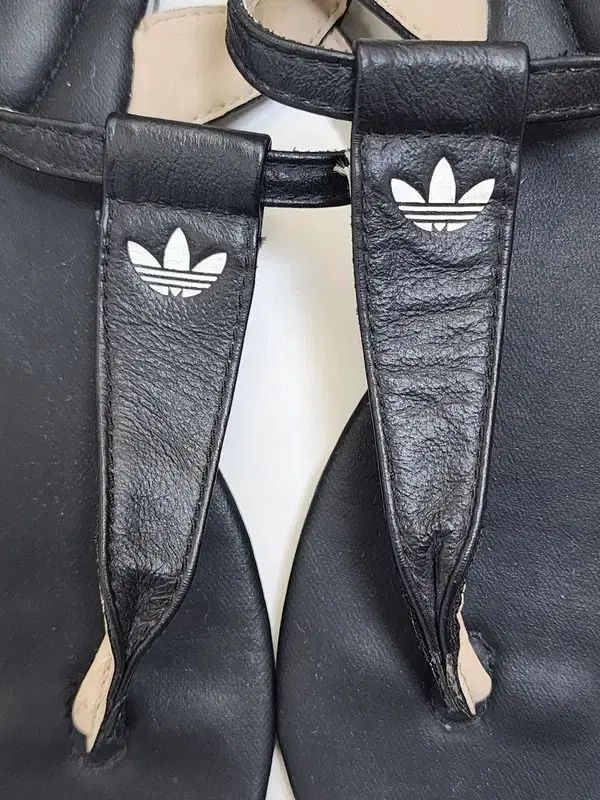 パブリナ サンダル