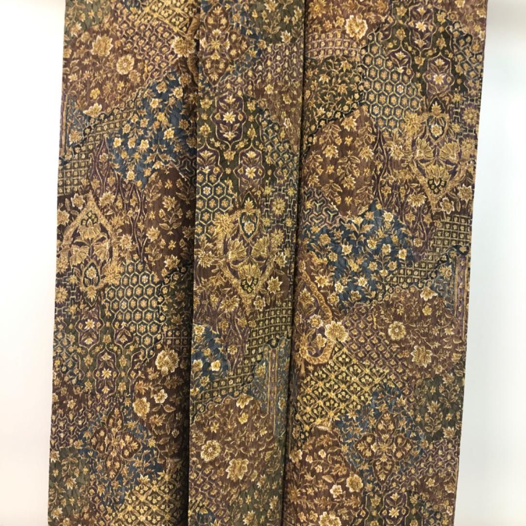 二代目更甚 美しい更紗模様