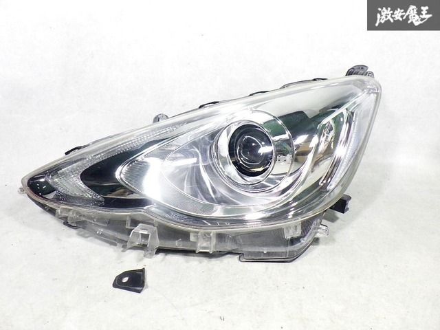 トヨタ 純正 NHP10 アクア 中期 LED ヘッドライト ヘッドランプ 右