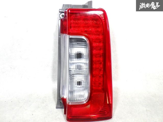 破損無し！ 即発送！】ダイハツ 純正 LA600S LA610S タント LED