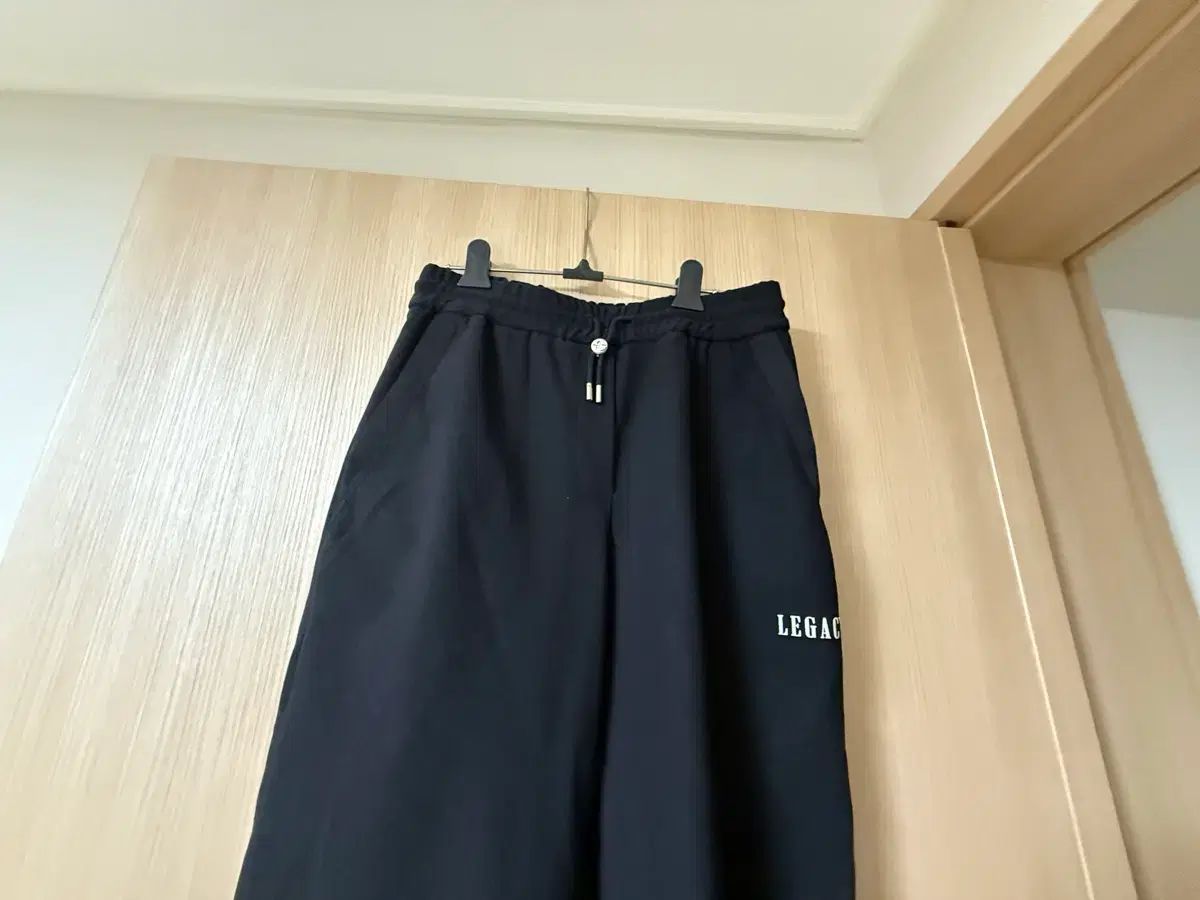 ブラック ジョガー