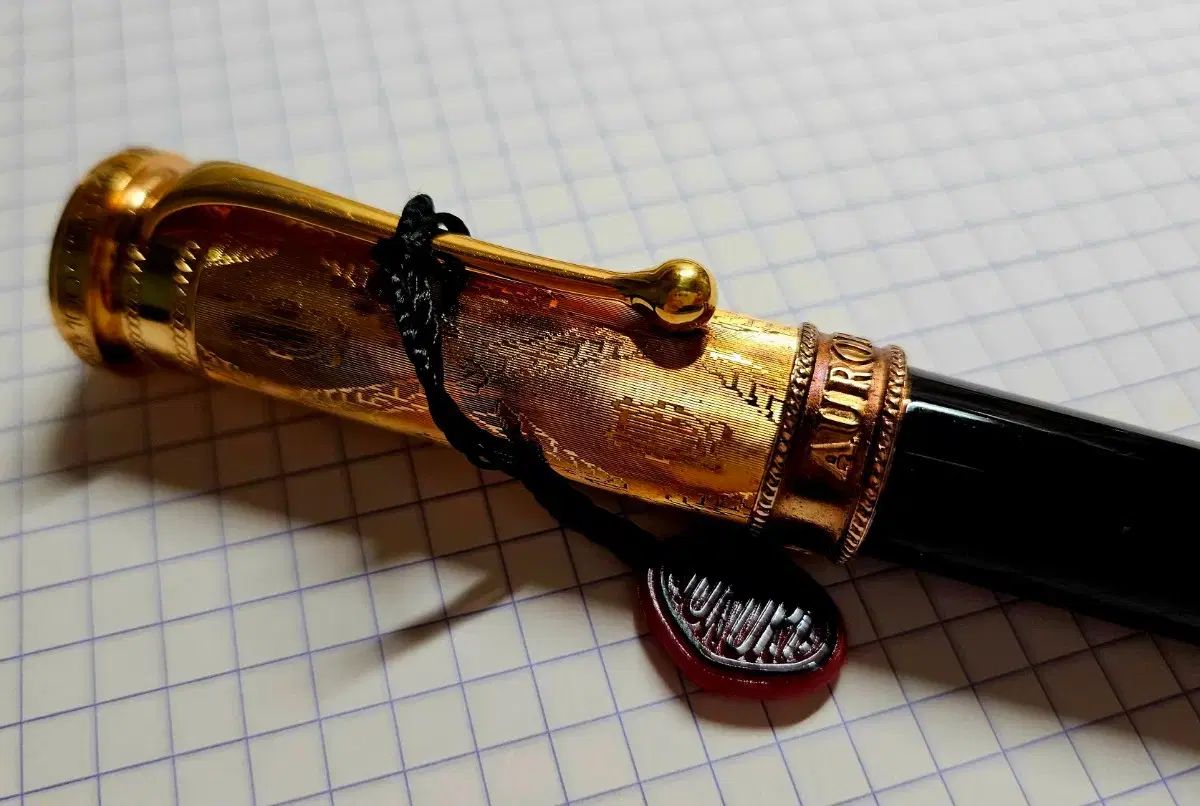 オーロラ ジュゼッペ VERDY 万年筆 Fニブ