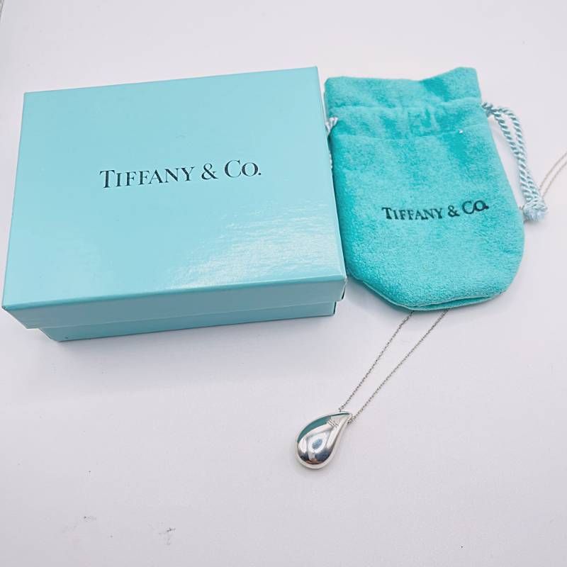 箱付き Tiffany&Co. ティファニー ラージ ティアドロップ ネックレス