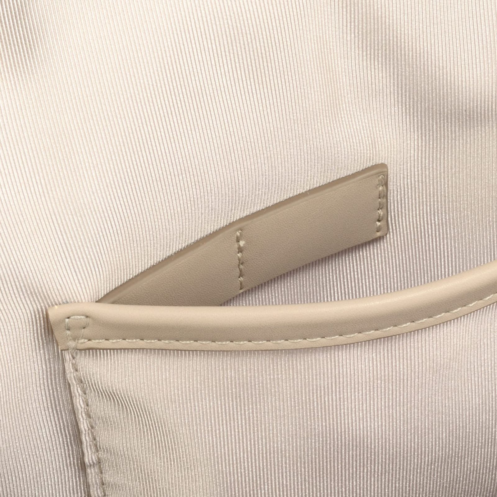 11.0インチタブレット収納