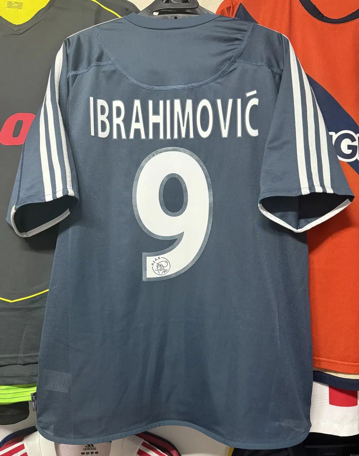 03-04 アヤックス アウェー M