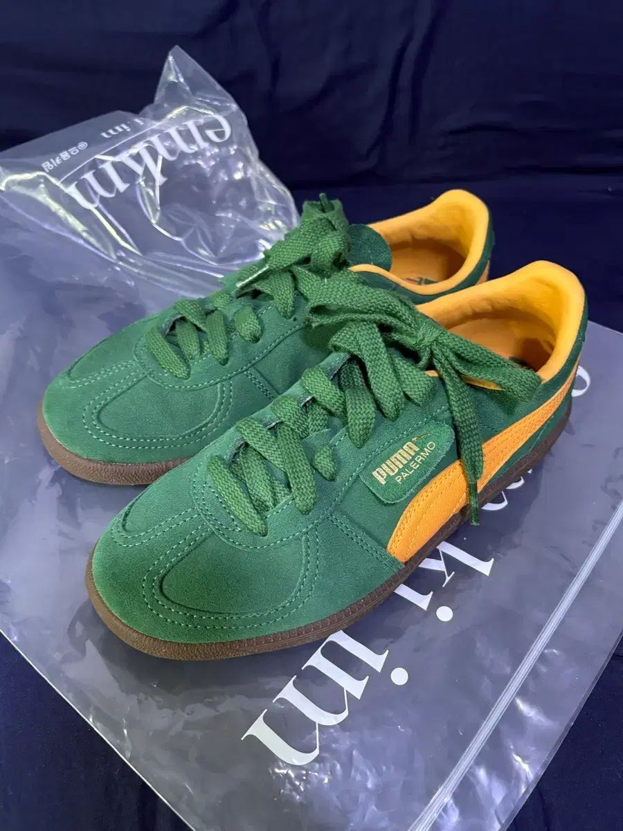 PUMA パレルモ