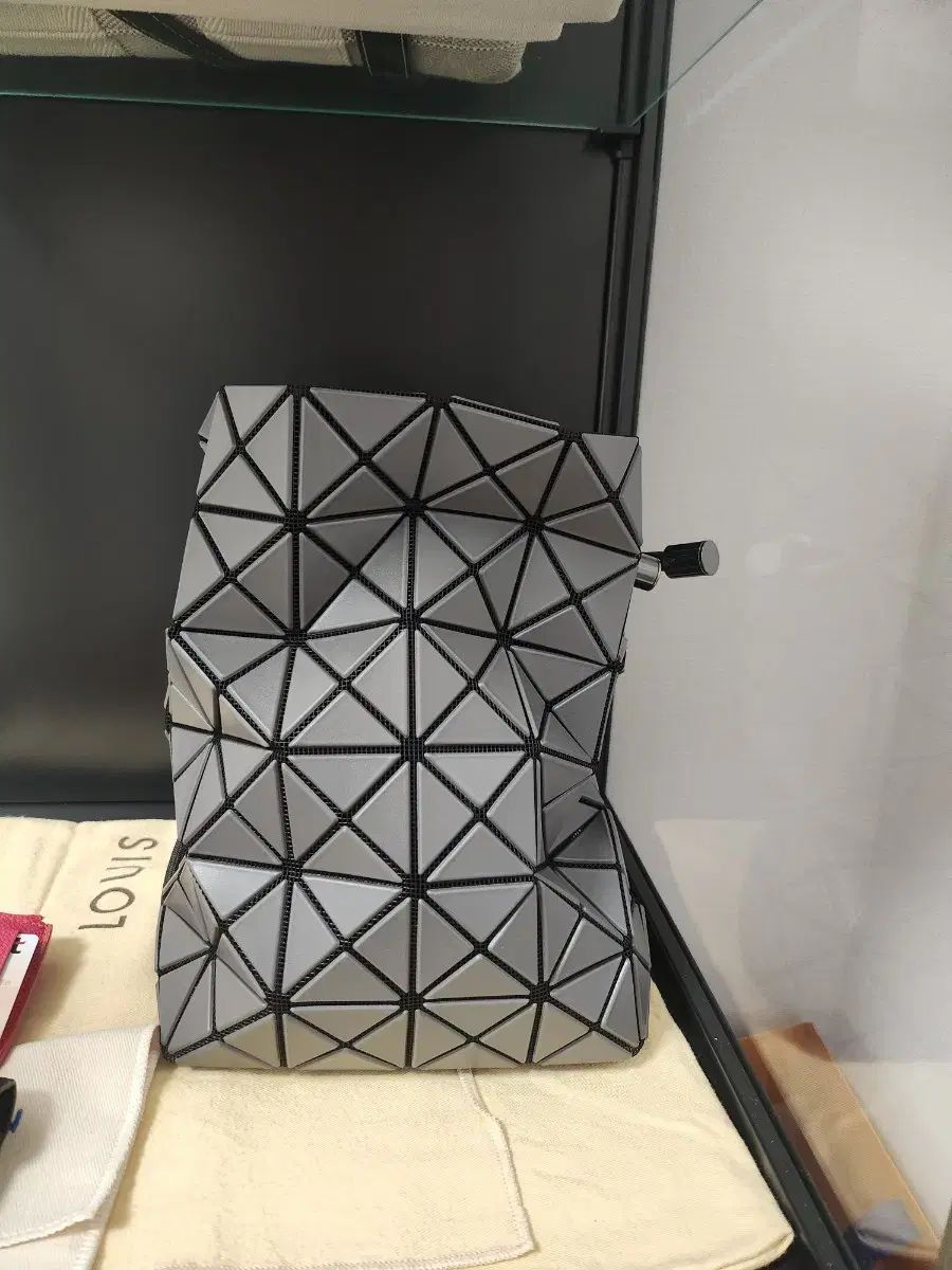 링バッグ マットチャコール