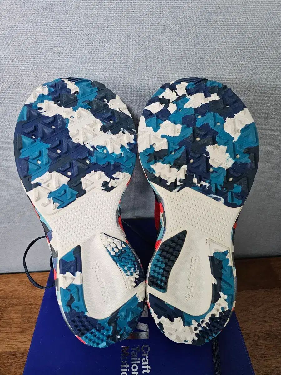  CRAFT ウルトラカーボン 2 280 登山靴 トレッキングシューズ アウトドアシューズ