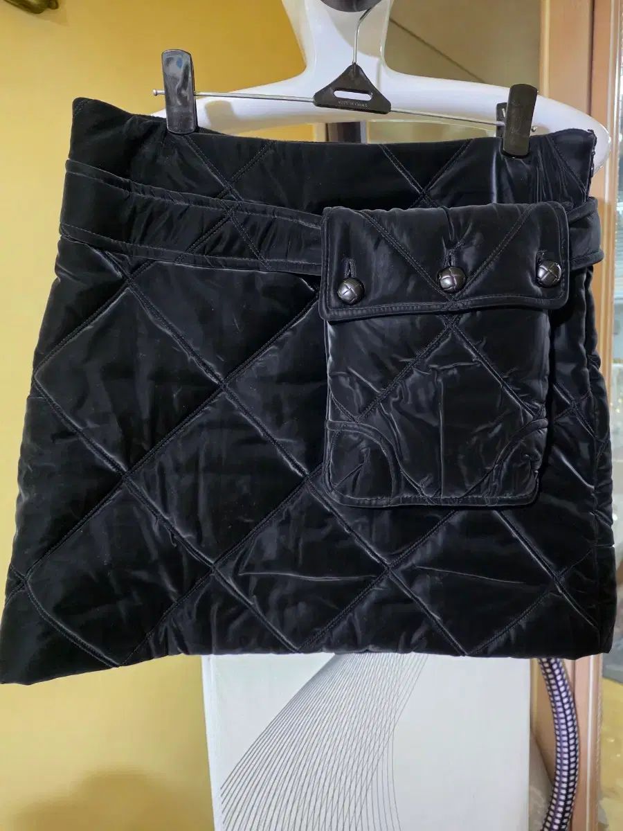 EENK LETTER X キルティング ミニスカート ブラック S