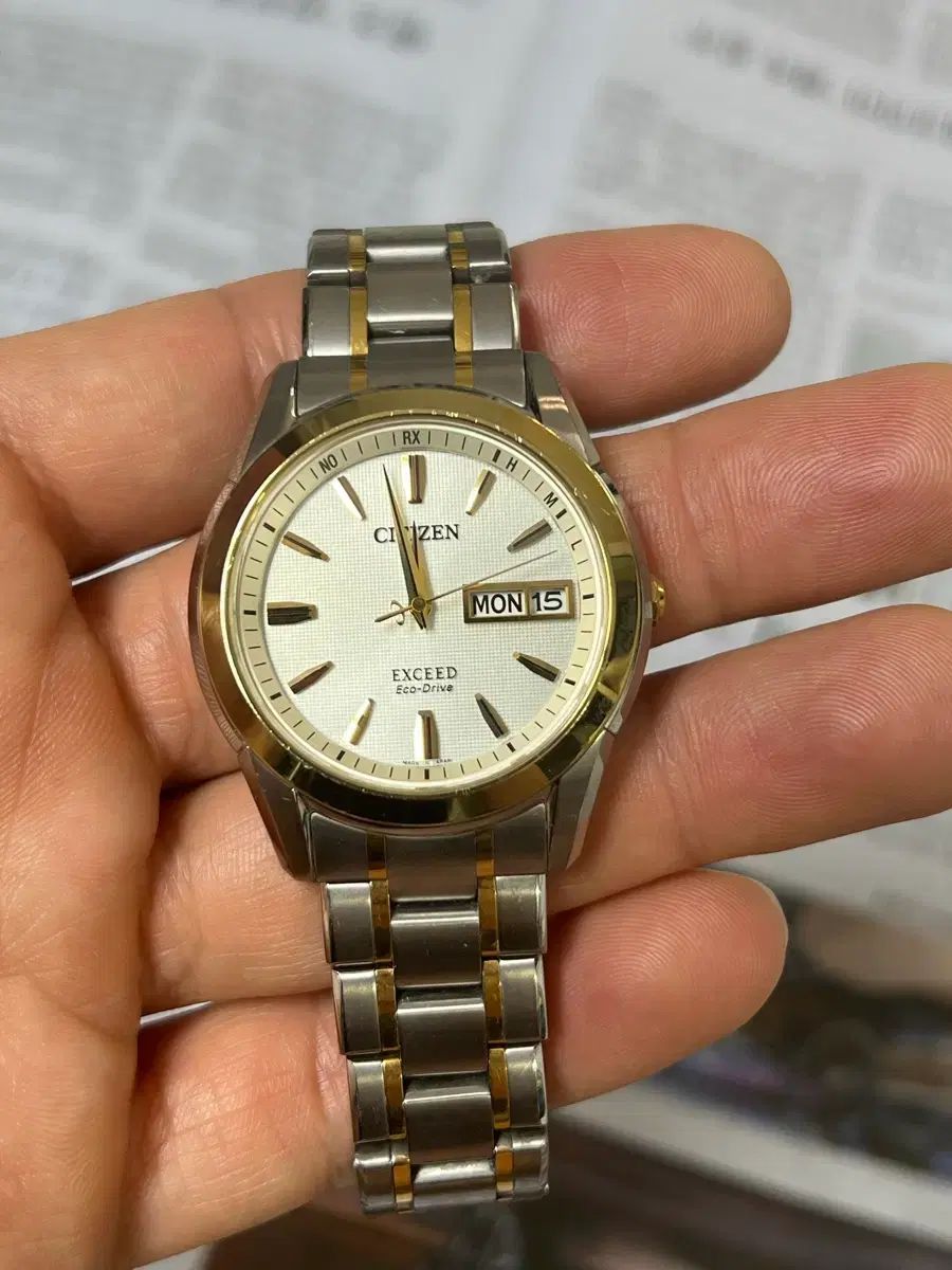 シチズン エクシード コンビ 38 mm