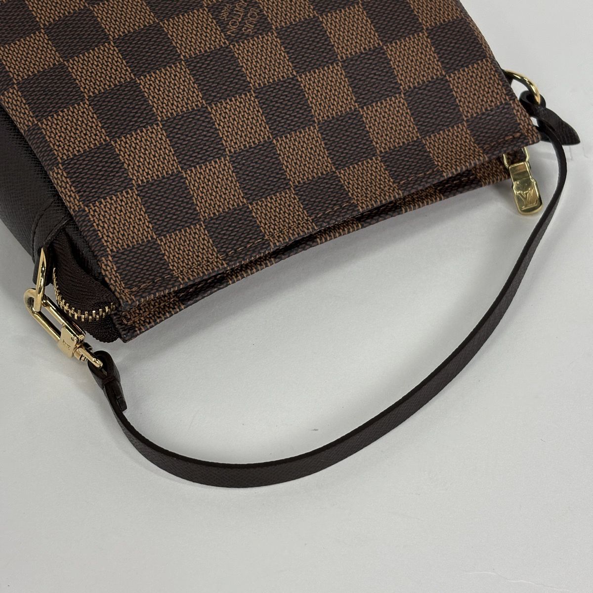 ルイ・ヴィトン Louis Vuitton トゥルース メイクアップ メイク コスメ 