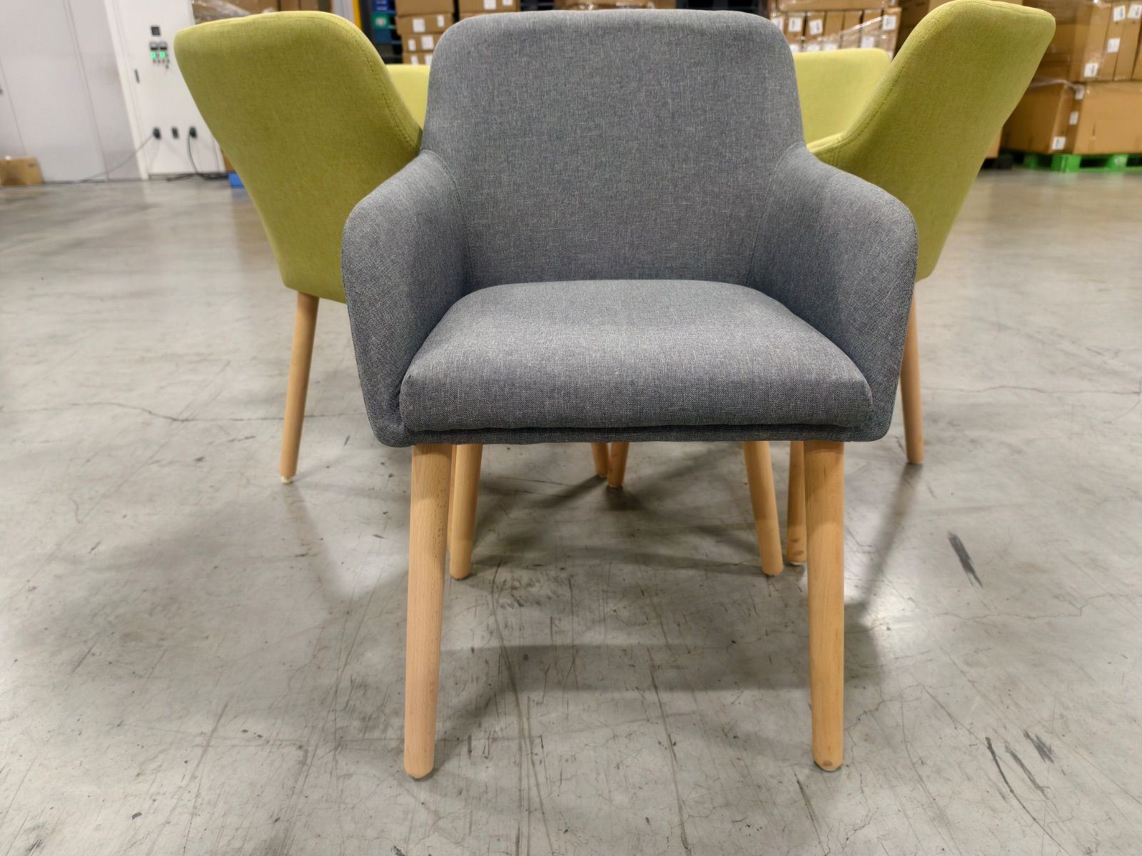 新品ダイニングチェア グレー4脚セット 布張り北欧風デザイン