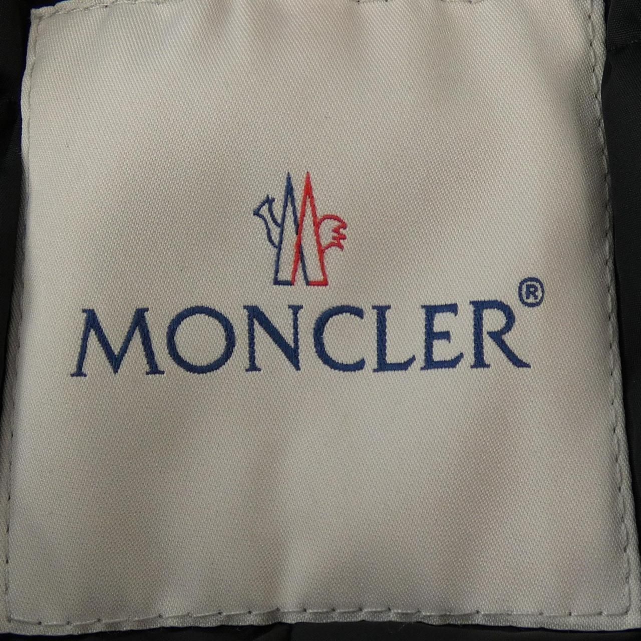 モンクレール MONCLER