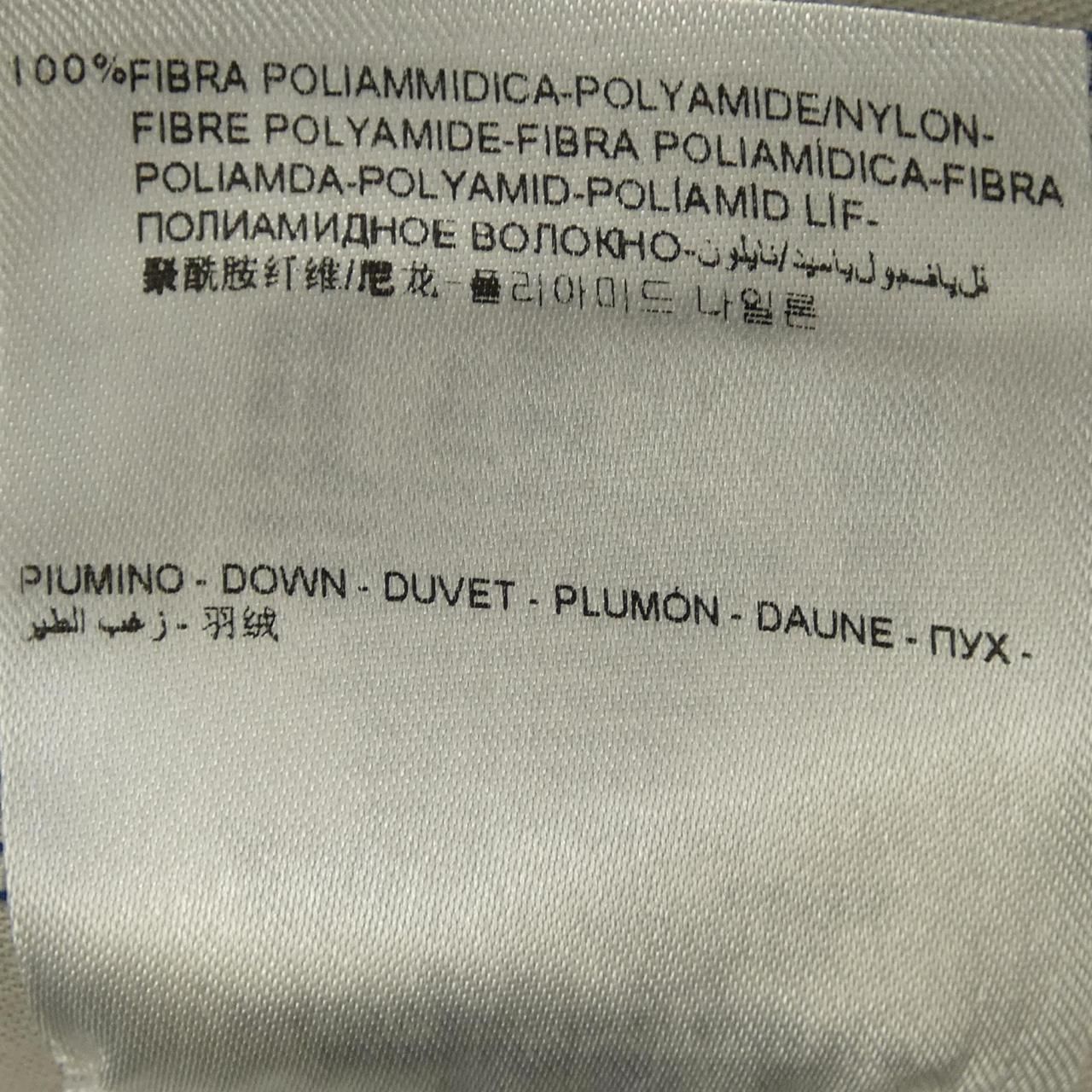 ダウンジャケット