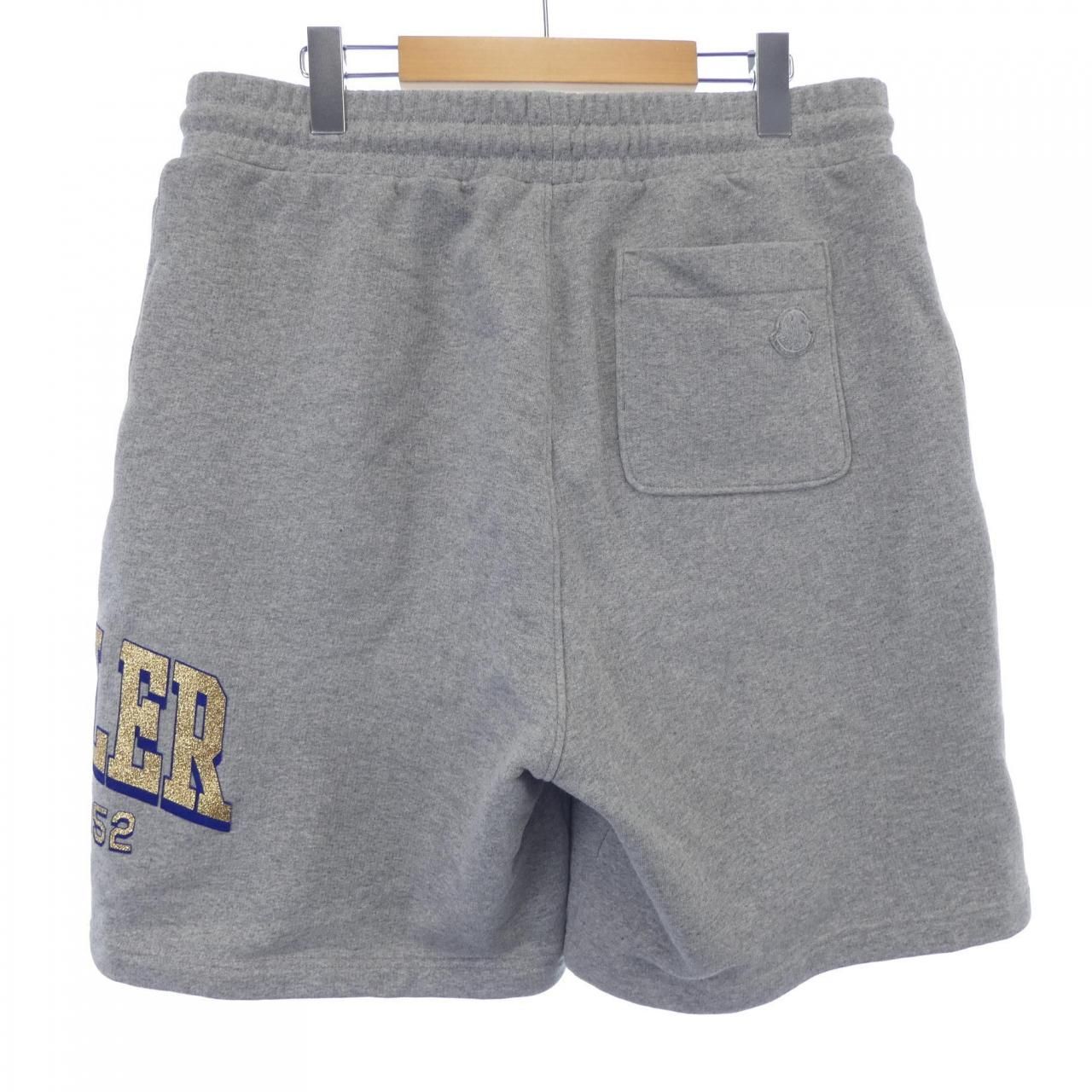 モンクレール MONCLER I10918H00023 M2642 ショートパンツ - メルカリ