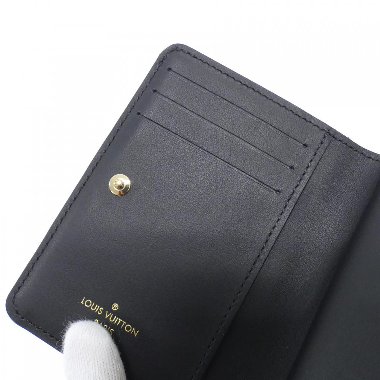 クッサン ポルトフォイユ